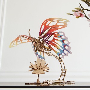 유기어스 움직이는 나무조립 나비 키트